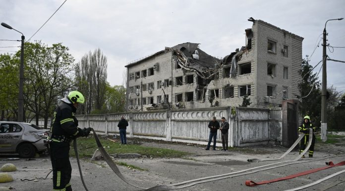 Ucraina condamnă ultimul atac al Rusiei, soldat cu morţi şi răniţi: „Sunt crime de război”