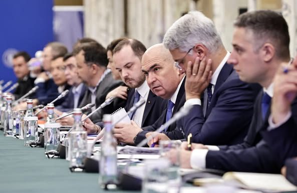 „Nu e o situație în care cineva formulează cereri, iar celălalt acceptă”. Câciu și Birta se contrazic pe problema moțiunii și rolul AUR