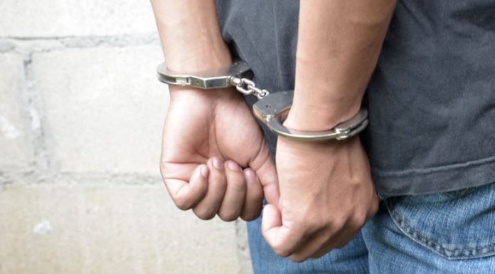 Un bărbat din Hunedoara a fost reținut pentru infracțiuni de incitare la violenţă, ură și discriminare pe rețelele sociale