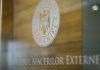 MAE va declasifica mii de documente din perioada 1990-1992. Oana Țoiu: „Românii au dreptul să știe istoria tranziției României”