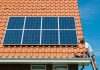 „Victorie pentru românii care produc energie acasă”. Legea prosumatorilor, declarată constituţională de către CCR. Ce se obţine