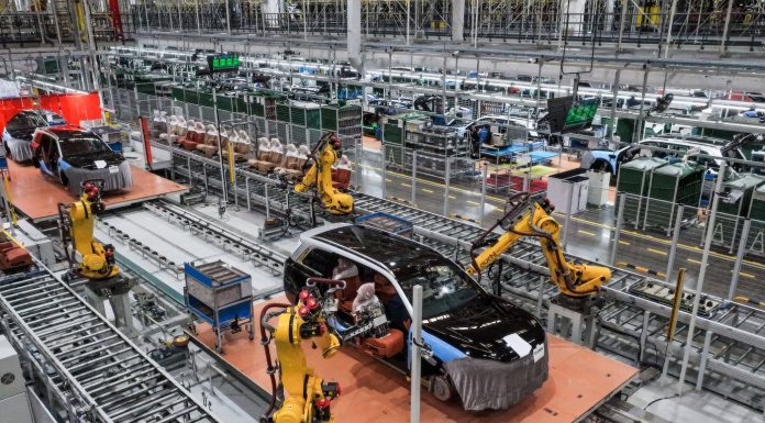 Un producător auto chinez a obţinut brevetul pentru toalete cu comandă vocală, integrate în maşini