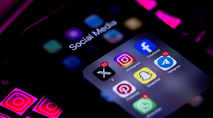 Turcia a adoptat o lege care interzice accesul la rețelele de socializare persoanelor sub 15 ani