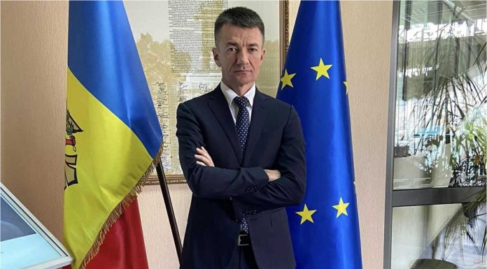 Alexandru Bălan, fost director adjunct al SIS, a fost condamnat la închisoare în R. Moldova. El este judecat şi în România