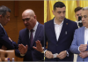 Criză politică: PSD pregătește mutarea, voturile AUR pot decide soarta guvernului Bolojan. Avramescu: „Noi nu ne dezicem de Georgescu”