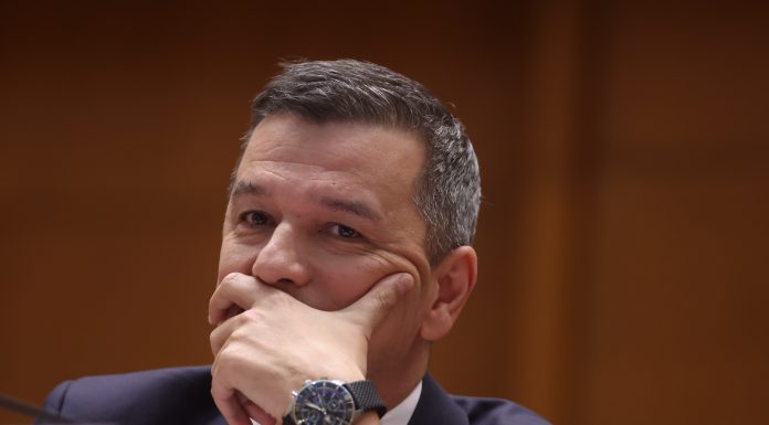 Grindeanu, întrebat când va demisiona de la șefia Camerei Deputaților: Când o face şi Abrudean
