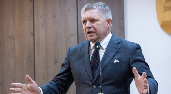 Slovacia pregăteşte o acţiune la CJUE în legătură cu interzicerea gazului rusesc, anunţă premierul Robert Fico