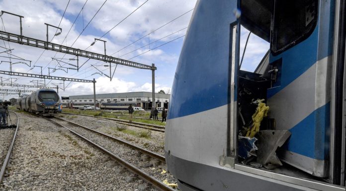 Accident feroviar în Danemarca: două trenuri s-au ciocnit. Mai multe persoane au ajuns la spital