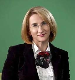 Eveniment News.ro – Adriana Vincze (Groupama): Nu cred că putem vorbi de sustenabilitate fără să vorbim de performanţă, ele sunt legate