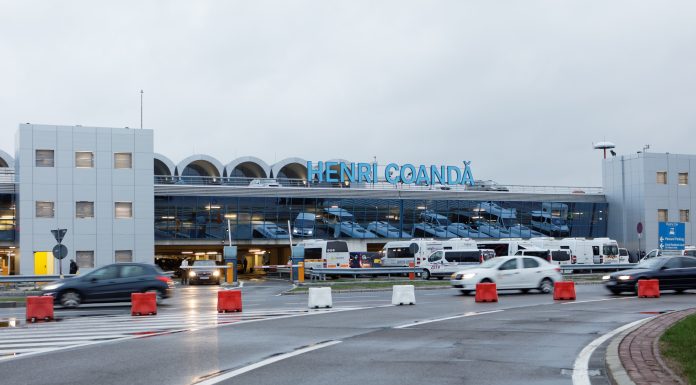 Descoperire surprinzătoare pe Aeroportul Otopeni. Ce ascundea în bagaje un cetăţean vietnamez | FOTO