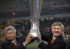 Rinat Ahmetov: Ar trebui să fiţi mândri că l-aţi avut pe Mircea Lucescu! E un om foarte important în viaţa mea / Despre Răzvan Lucescu: A luat cele mai bune calităţi de la Mircea / Mircea Lucescu m-a învăţat să beau vin. Iar eu l-am învăţat karaoke