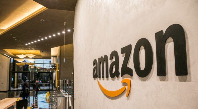 Amazon își va lansa serviciul de internet prin satelit la jumătatea anului