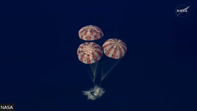 UPDATE – Capsula Orion a misiunii Artemis II a amerizat cu succes în Oceanul Pacific, după o călătorie istorică până la Lună şi înapoi – VIDEO, FOTO / Administratorul NASA: „O misiune perfect îndeplinită” / Mesajul lui Trump