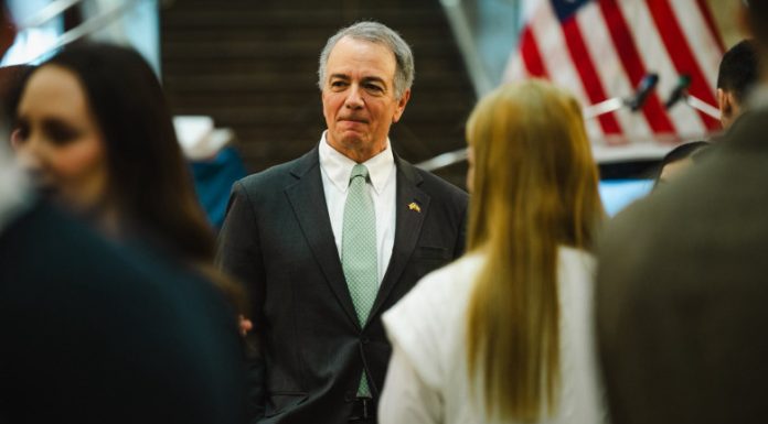 SUA „urmăresc foarte îndeaproape” criza politică din România, susține ambasadorul american la București