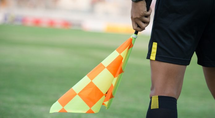 Viorel Flueran arbitrează meciul Farul – FCSB, din play-out-ul Superligii