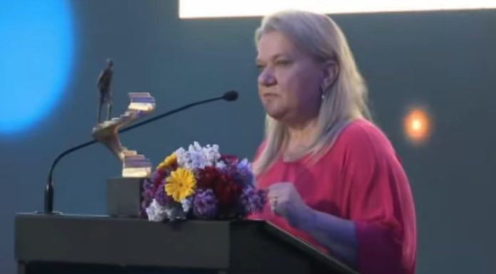 Producătoarea Ada Solomon, premiată la Gala News.ro: Sănătatea mintală a unui popor ţine şi de sănătatea culturii poporului respectiv / O societate mai sănătoasă este una în care educaţia, cultura şi sănătatea sunt puse pe acelaşi plan