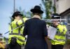 Atacul cu cuțitul dintr-un cartier evreiesc din Londra, tratat drept „act terorist". Israelul cere „măsuri urgente"
