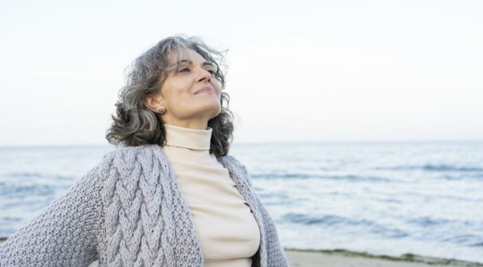 De ce unii oameni devin mai fericiți cu vârsta, iar alții tot mai amărâți. Psihologii au găsit răspunsul