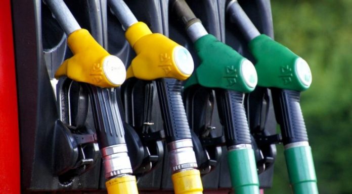 Benzina s-a scumpit din nou în România. Prețuri actualizate în marile orașe, joi, 23 aprilie 2026