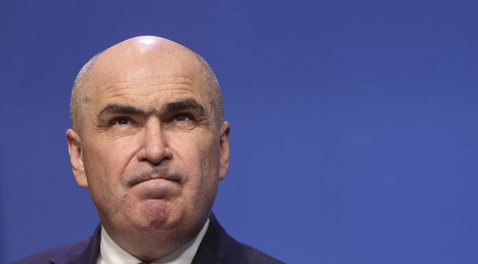 Premierul Ilie Bolojan: ”Nu îmi place să calific niciun om cu categoria de șobolan. Fiecare om are demnitatea lui”