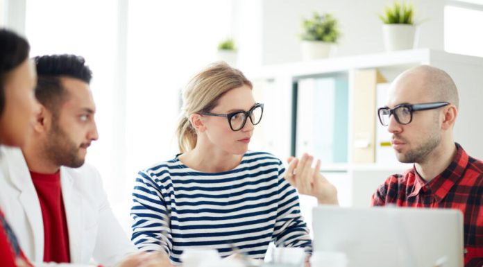 Psihologia confirmă: oamenii inteligenți pun întrebări elementare. Copiii de cinci ani știu deja asta