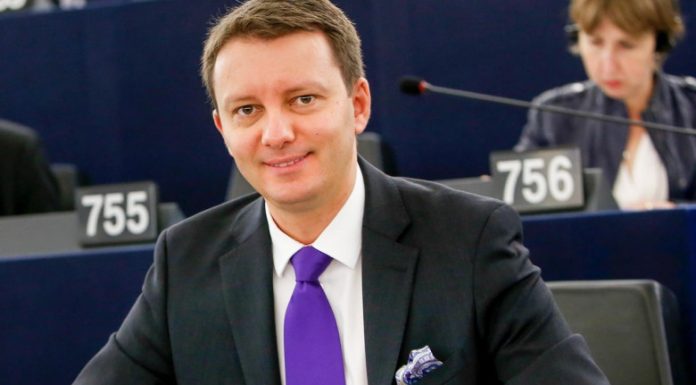 Siegfried Mureșan susține că „PSD a reamintit UE că e un partid care a atacat valorile europene”: Parteneriatul cu AUR, alarmant