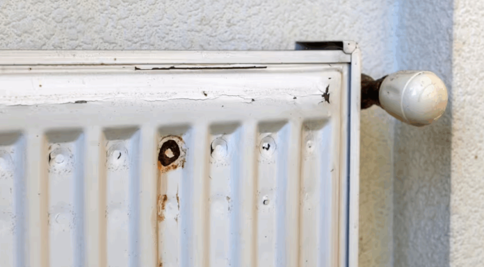 Îndepărtați rugina de pe calorifere în câteva minute cu un singur produs de curățare. Nu oțet.