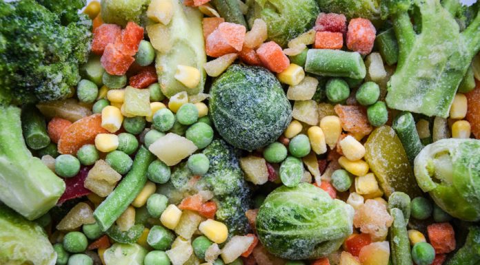 Legume pe care medicii le recomandă să le cumperi congelate. De ce sunt mai sănătoase