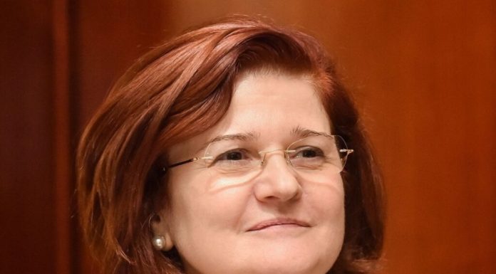 Colegiul Medicilor se distanțează de afirmațiile unui ginecolog despre sarcina concepută în post / „Libertatea de exprimare nu poate fi disociată de responsabilitatea profesională”