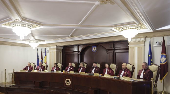 Fost judecător CCR, despre sesizarea în urma demisiilor în bloc ale miniștrilor PSD: „Curtea nu dă consultații”
