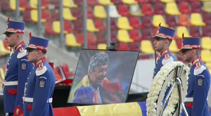 Slujba de înmormântare pentru Mircea Lucescu a început. Marele antrenor, înhumat la cimitirul Bellu cu onoruri militare