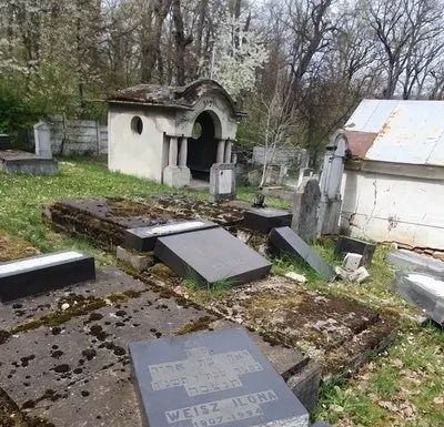 Reacția Ambasadei Israelului după profanarea din Cimitirul Evreiesc din Reghin