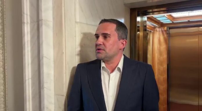 Cum explică ministrul demisionar al Transporturilor că a semnat ordinul de scumpire la metrou o zi înainte de demisie. VIDEO