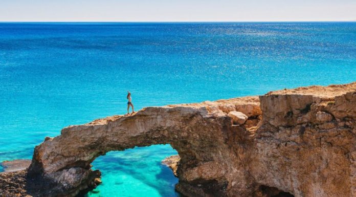 Cipru, una dintre destinațiile europene preferate în 2026: zboruri directe, vreme stabilă și vacanțe accesibile