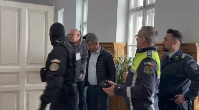 Cei șase inculpați din dosarul de corupție de la CJ Bistrița au fost arestați preventiv