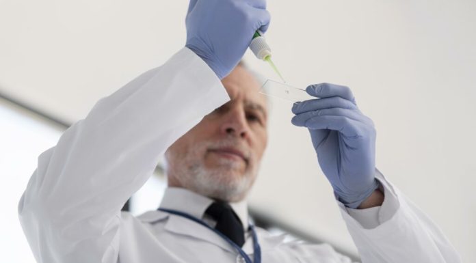 O proteină pulverizată în nas ar putea înlocui zeci de vaccinuri. Testele, promițătoare