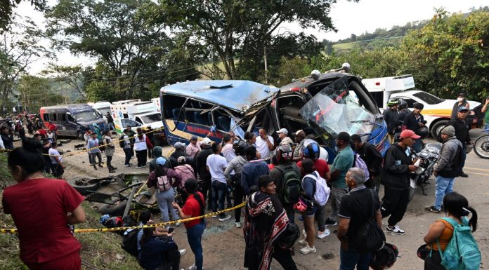 „Teroriști, fasciști și traficanți de droguri”. 14 oameni au fost uciși în Columbia