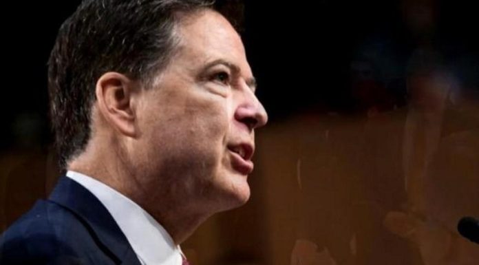 Fostul director al FBI James Comey, ţinta lui Donald Trump, este pus din nou sub acuzare. De vină este o fotografie postată de acesta în care se vede un număr format cu ajutorul unor scoici
