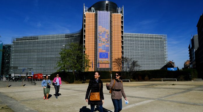 UE se adaptează la criza energetică: a redus limitările la ajutoare de stat. Marii benfeficiari: agricultura și industria
