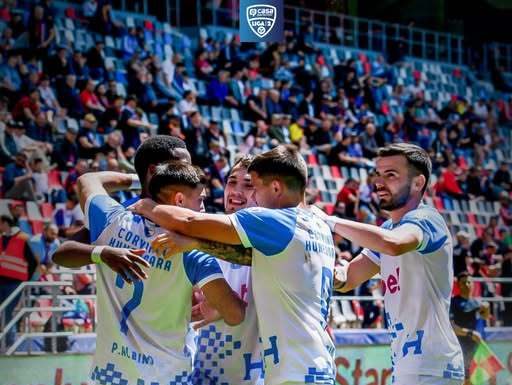 Liderul Corvinul Hunedoara, încă o victorie în Liga 2, scor 3-1 cu Steaua