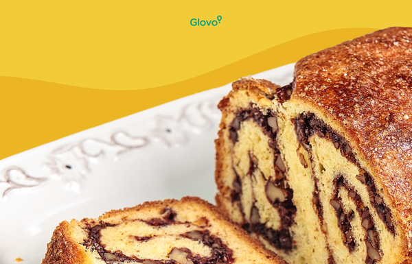 Paște în 2026: ciorba de burtă, cozonacul și sarmalele, în topul comenzilor