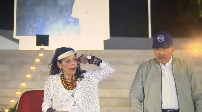 Preşedintele nicaraguan Daniel Ortega, fostul lider al gherilei sandiniste de extremă stânga, îl acuză pe Donald Trump de ”dezechilibru mental”, pentru că a lansat Războiul din Iran. ”Aşa cum se zice aici, el nu e întreg la cap”