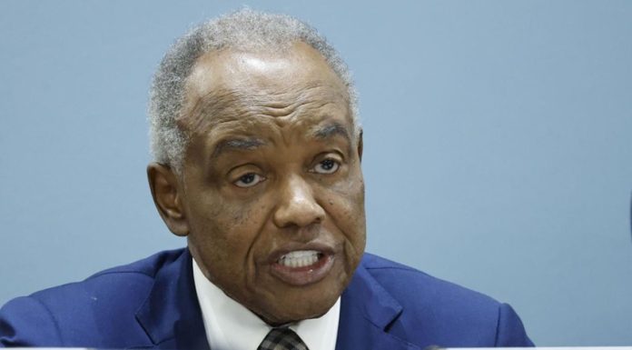 Reprezentantul democrat din Georgia David Scott, aflat în post din 2003 şi care candida la al 13-lea mandat consecutiv, a murit a vârsta de 80 de ani