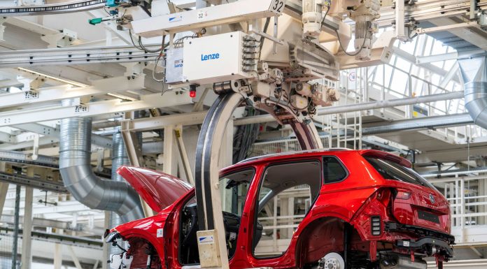 Peste 350.000 locuri de muncă „în pericol imediat”, la fabricile de componente auto, din cauza chinezilor