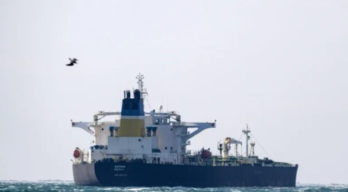 Măsura imobilizării la Marsilia a petrolierului Deyna, din flota fantomă rusă, ridicată, în urma plăţii unei amenzi