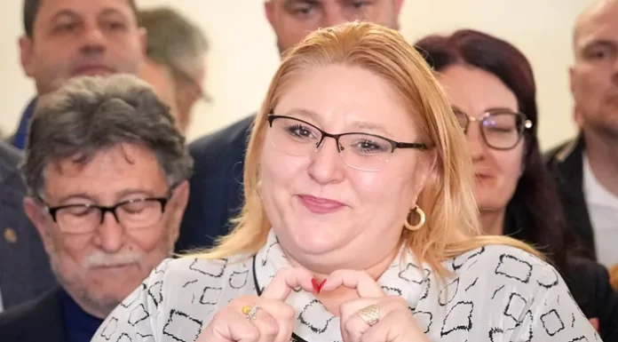 SOS depune moţiune de cenzură împotriva guvernului PNL, PSD, USR, UDMR