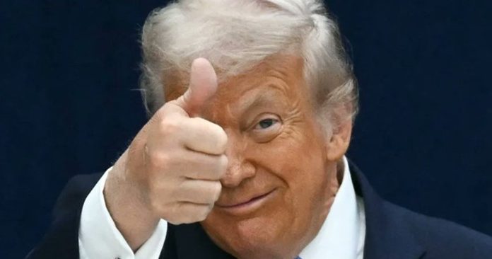 Lupte interne între ”intransigenţi” şi ”moderaţi” destabilizează Iranul, se bucură Trump şi ironizează Teheranul căruia-i ”este foarte greu să stabilească cine este liderul”. ”Ei pur li simplu nu ştiu”