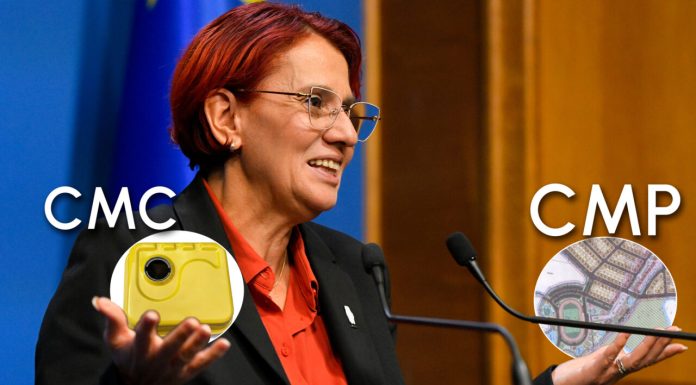 Purtătorul de cuvânt al Guvernului Bolojan, Ioana Ene Dogioiu, nu ştie diferenţa dintre centimetri pătraţi şi centimetri cubi nici cu foile în faţă