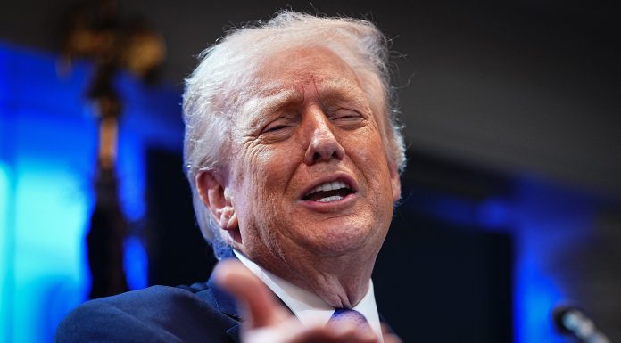 Trump promovează cercetarea medicamentelor psihedelice și alocă 50 de milioane de dolari studiului: „Pot să primesc și eu?”