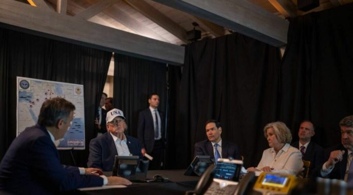 Dezvăluire incendiară: Trump „a încercat să acceseze codurile nucleare, dar a fost oprit de un general”